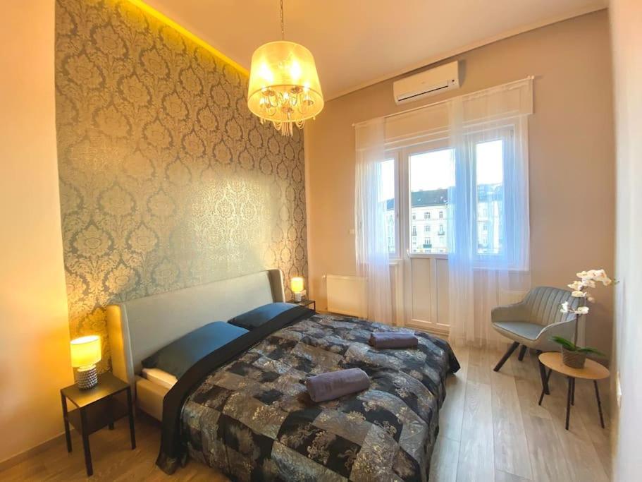 Luxury Buda Appartement Boedapest Buitenkant foto